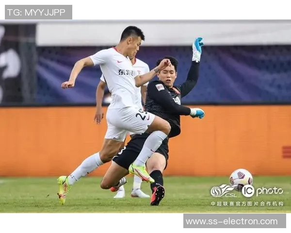 亚泰与恒大精彩对决直播视频回放及赛后分析全记录